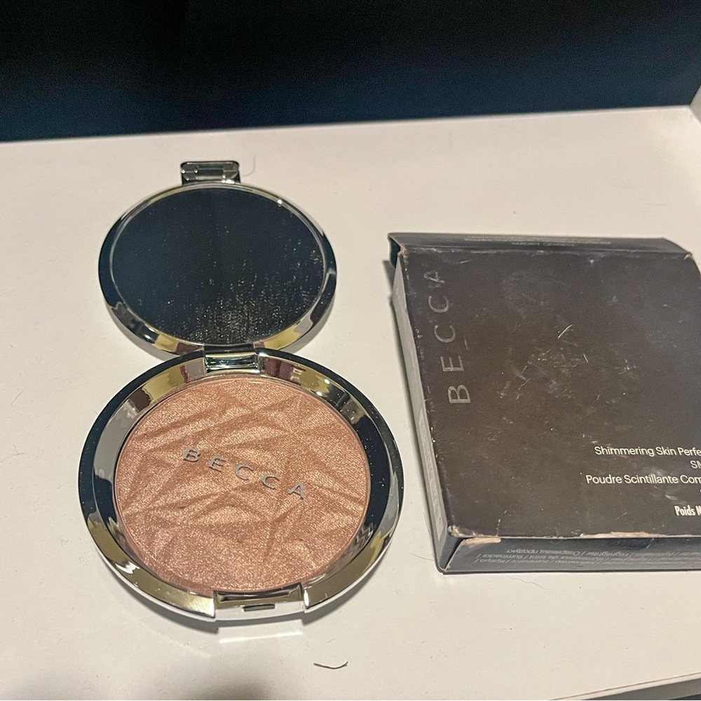 BECCA Smoky Quartz Highlighter (1 used once, 2 never used)